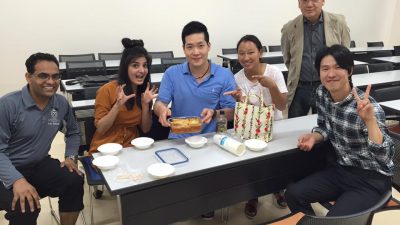 韓国人の参加者が韓国料理のトッポッキを作って来てくれました